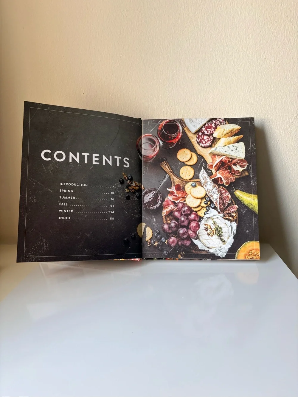Beautiful Platters & Delicious Boards Hardcover Cookbook | 150+ Recipes & Tips